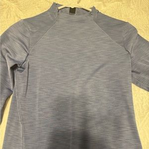 Under Armour Cold Gear long sleeve layering shirt - Size Small